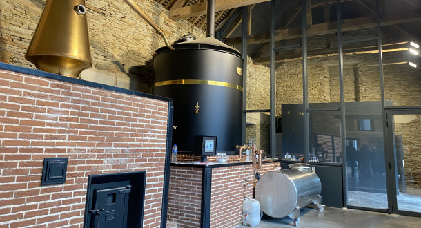 Dans les coulisses d'une distillerie Bretonne